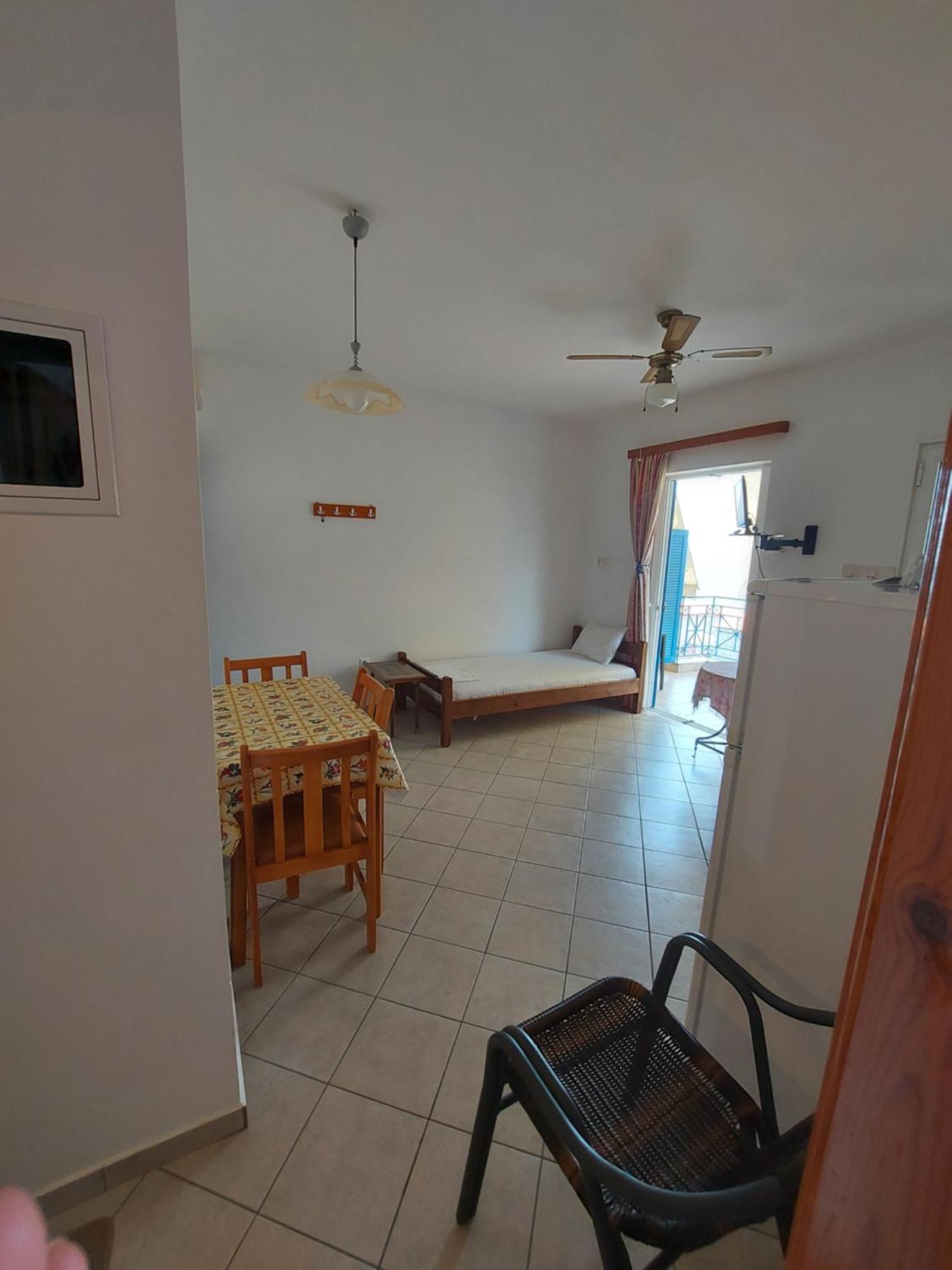 Matina Apartments Tyros Kamer foto